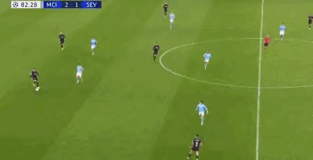 1667432898347857553.gif 曼城.gif